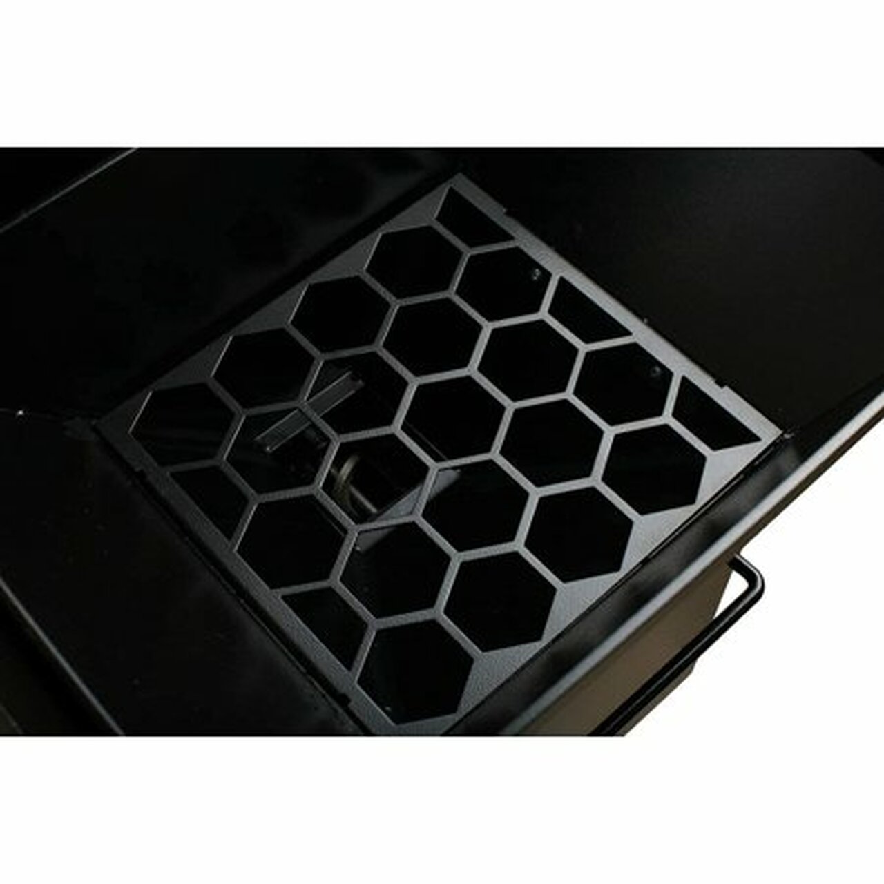 Z GRILLS ZPG-700D 694 sq. in. Wood Pellet Grill and Smoker 8-in-1 BBQ Bronze