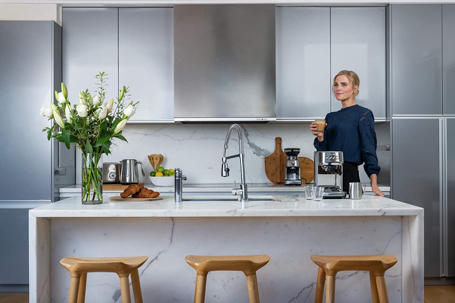 Breville BES500BSS Bambino Plus Espresso Machine, Brushed Stainless Steel