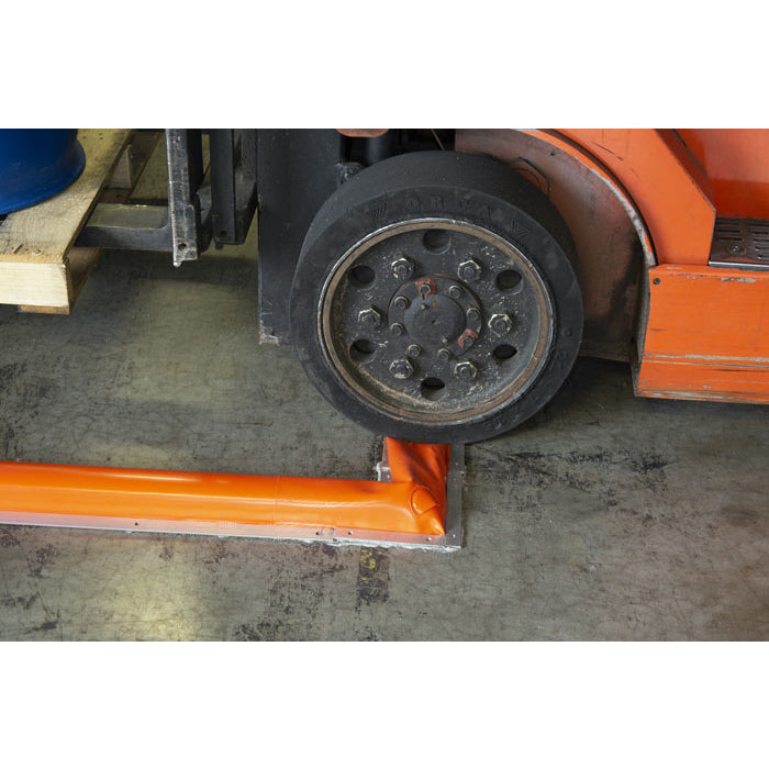 Justrite Make-A-Berm, Heavy Duty Straight Section, 2 Inch High X 12.5 Feet Long