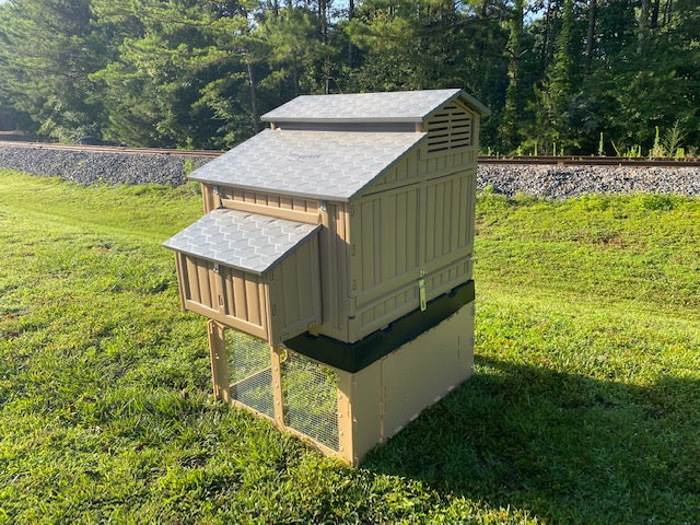 Snap Lock Coop Stand With Stairs Coop Sold Separately New