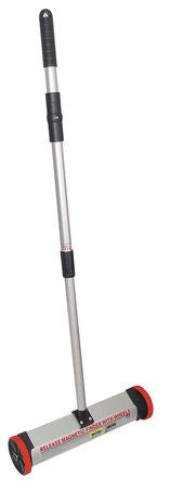 Magnetic Sweeper w/Release, 13 In W