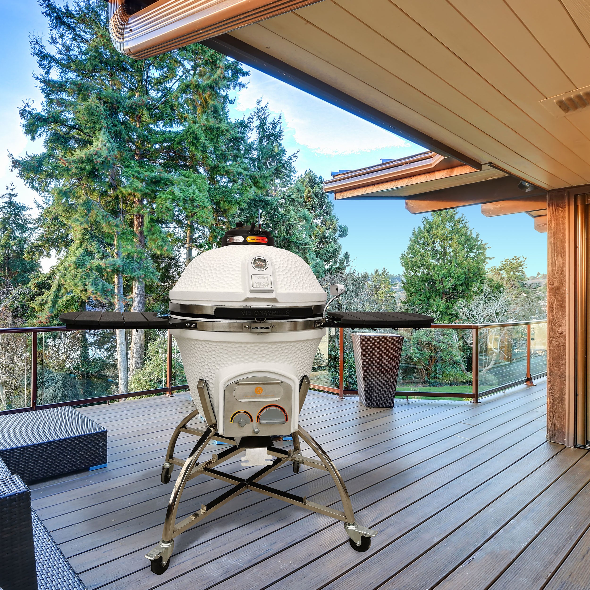 Vision Grills Elite Series XD702 Maxis Ceramic Kamado Grill