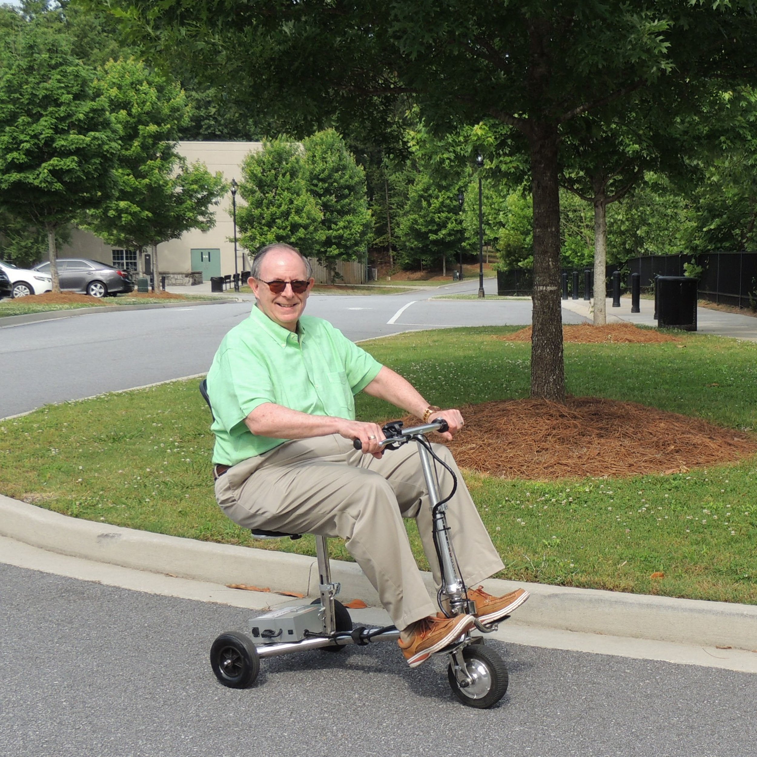 SmartScoot™ Lightweight Foldable 3-Wheel Mobility Scooter