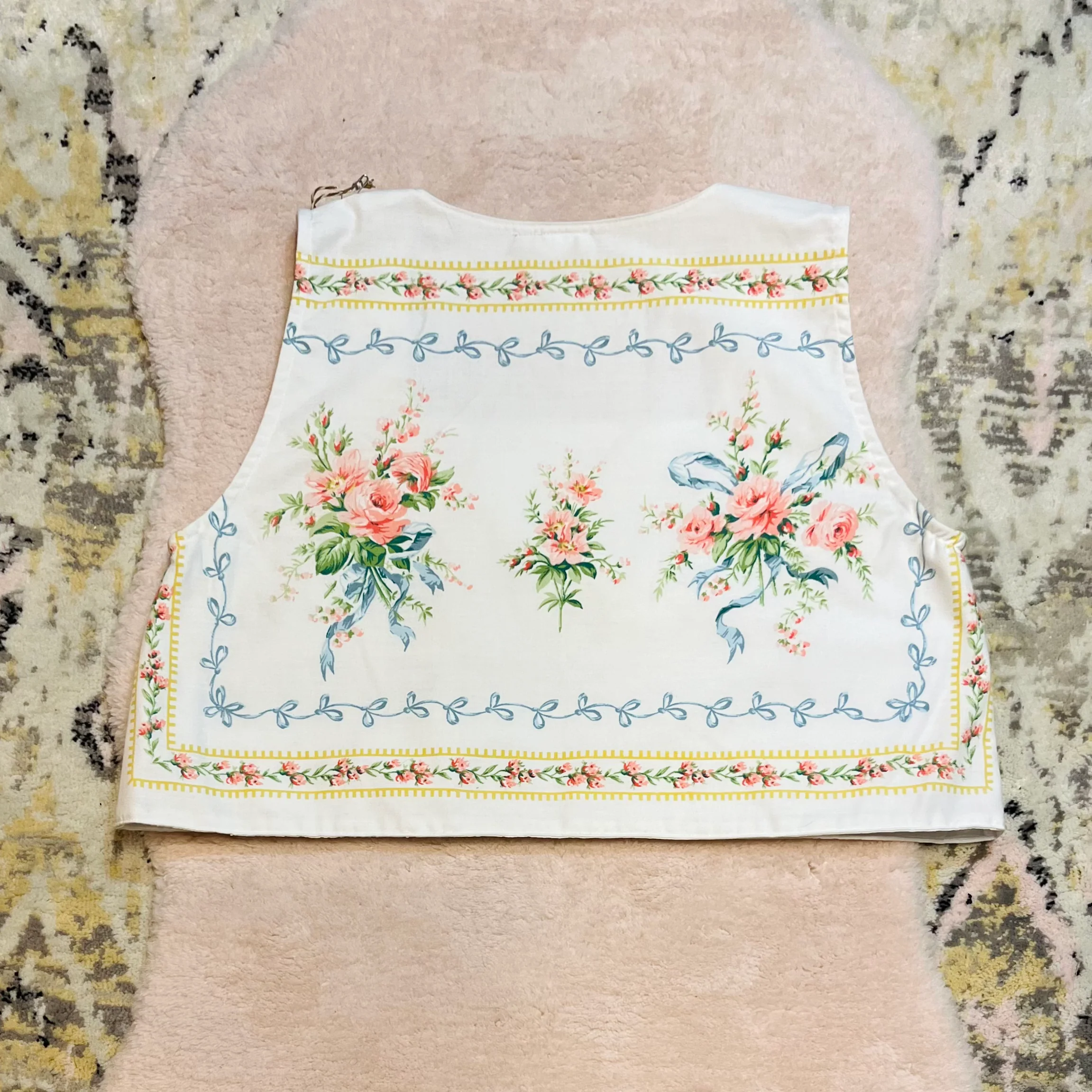 Cropped Tank in White and Floral (XL)