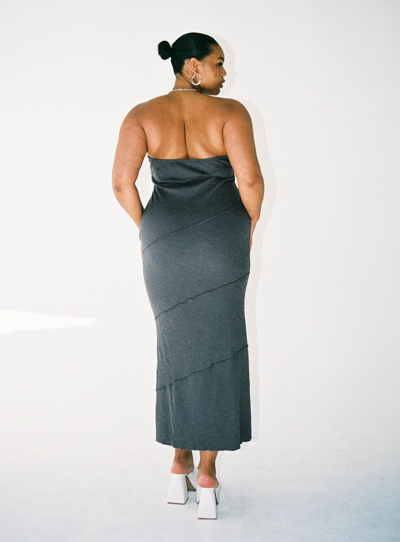 Oscar Midi Dress Grey Curve