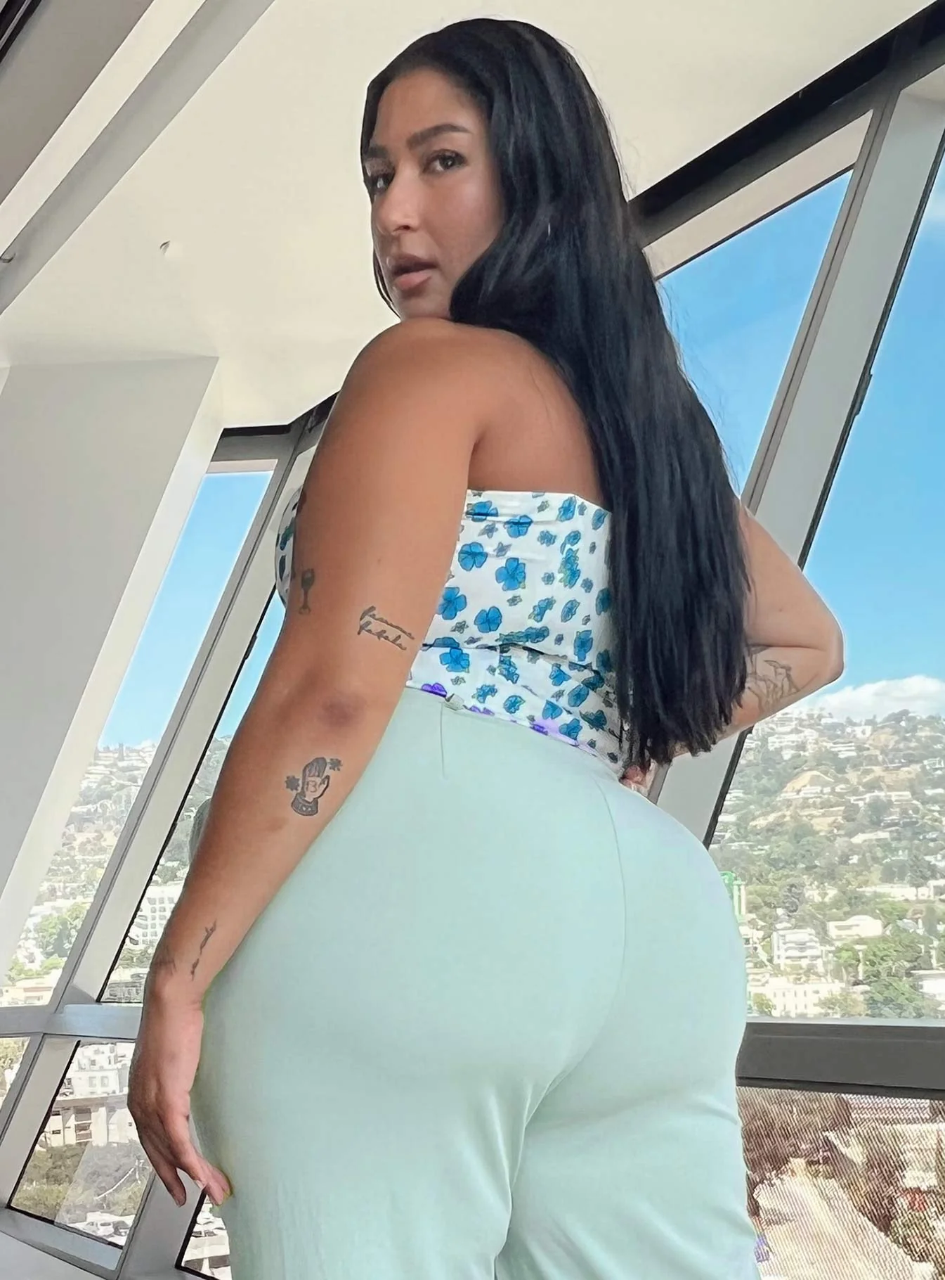 In The Moment Strapless Top White / Blue Curve