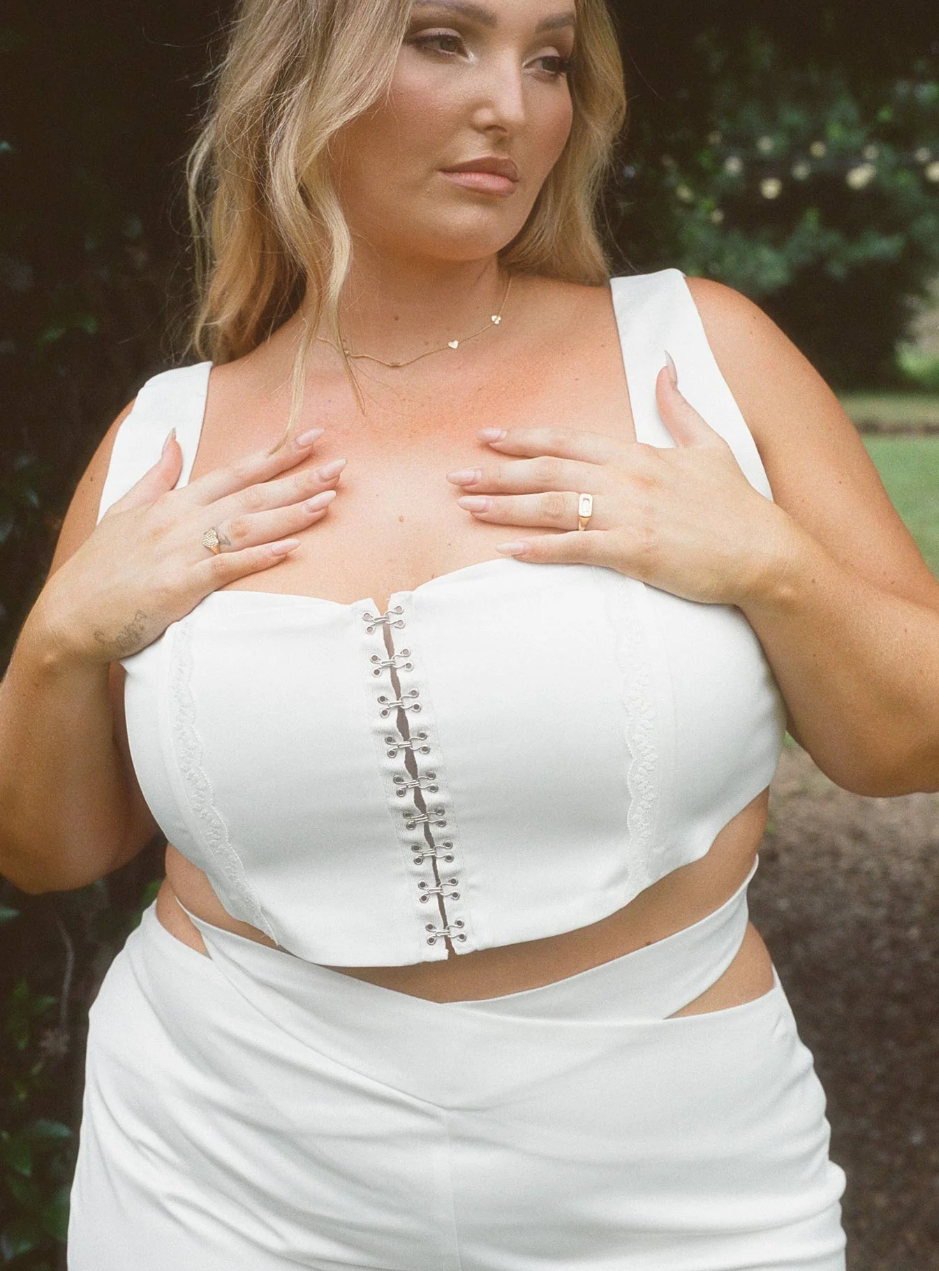 Wild About You Set White Curve