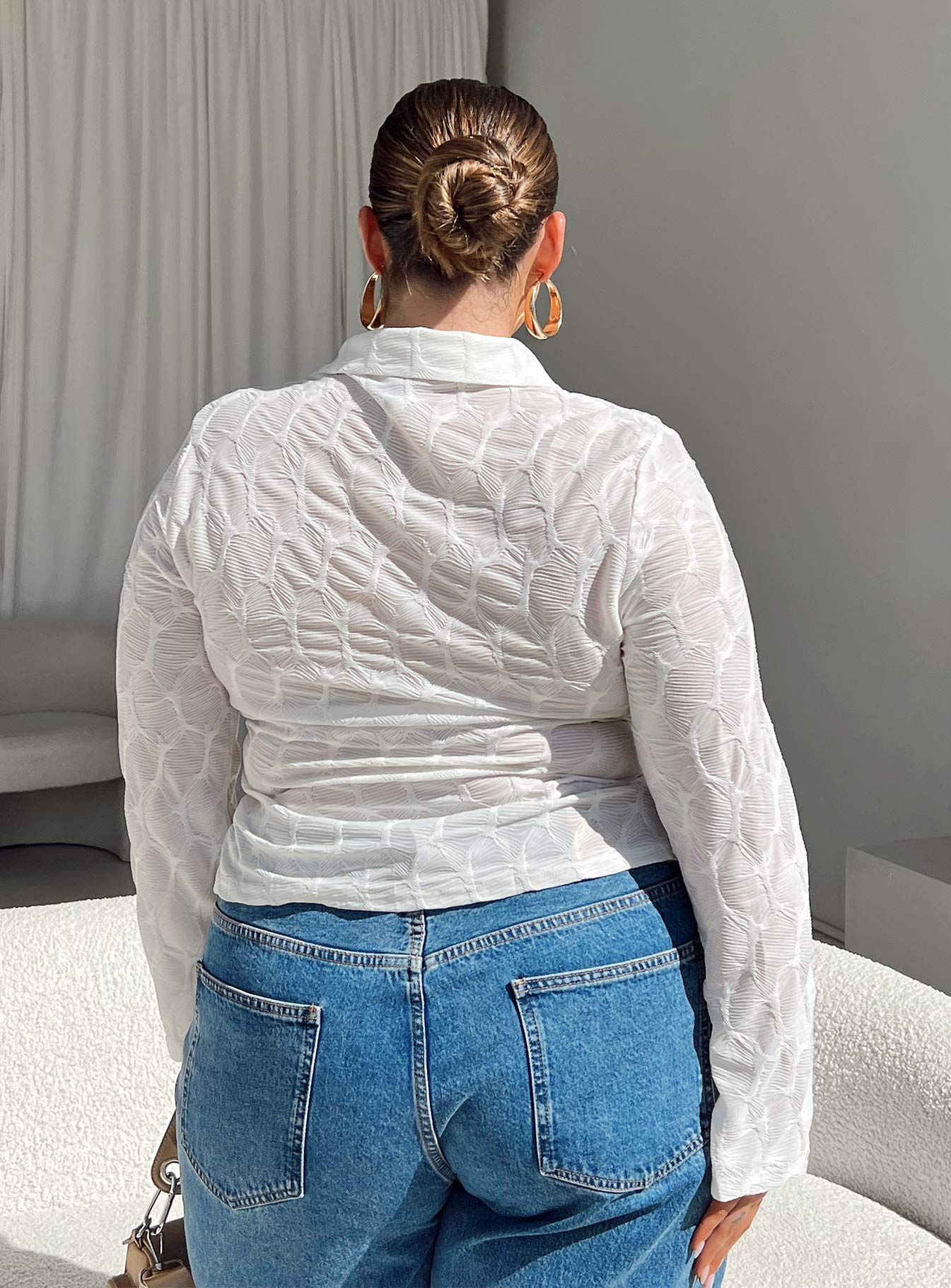 Elisa Top White Curve